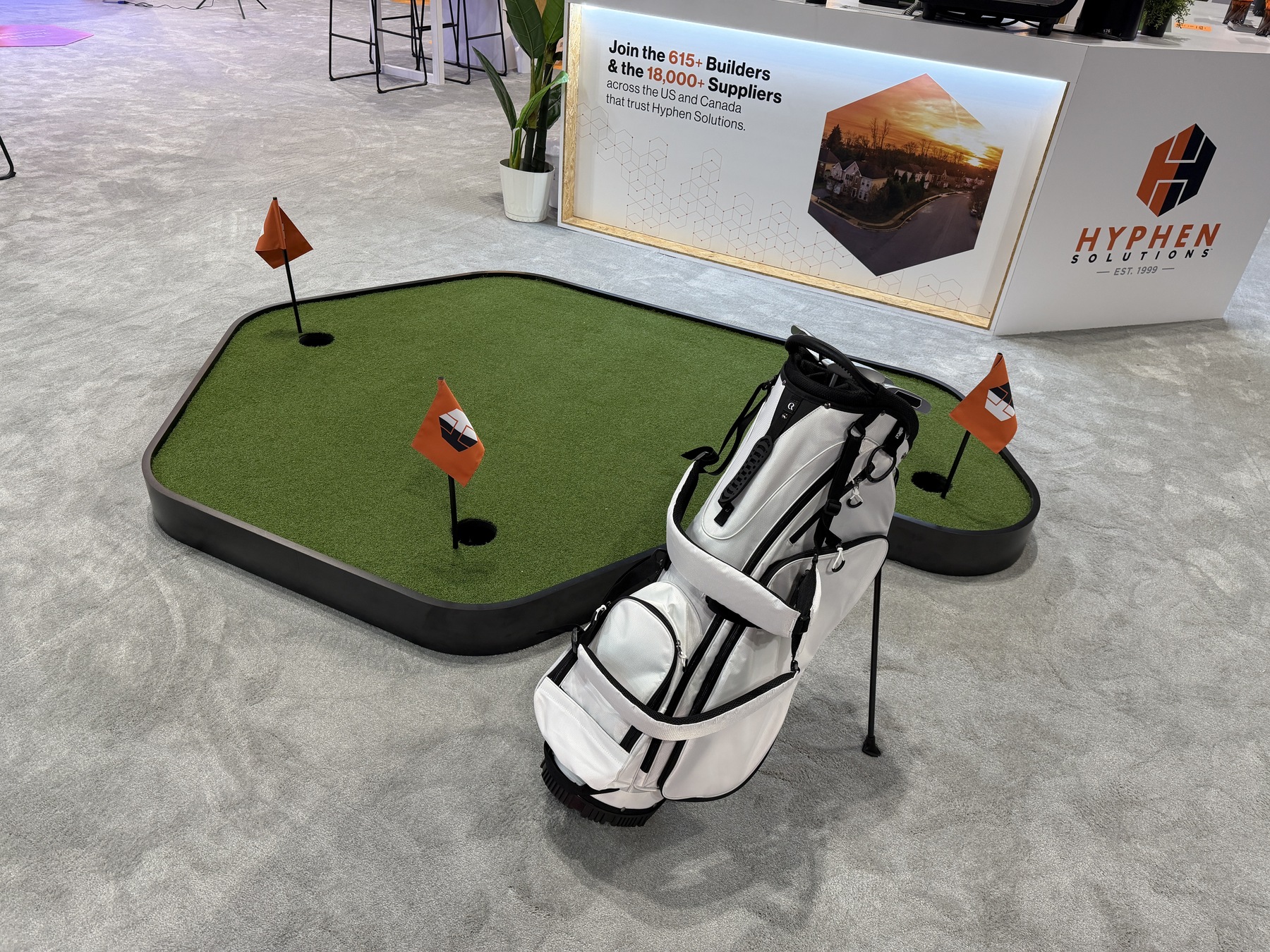 Hyphen Solutions trade show exhibit by AMG